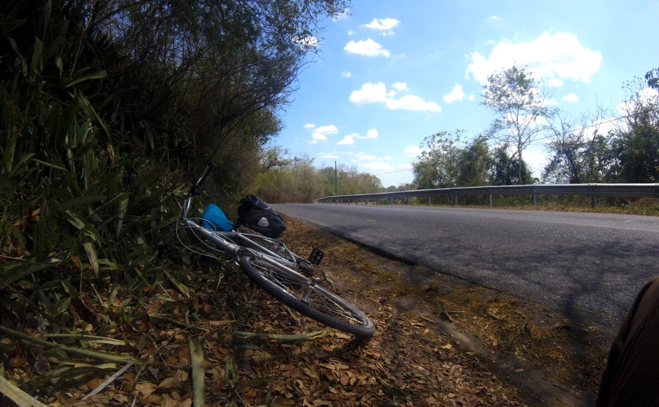 Cover photo for The Road to Viñales - A Tale of Cycling in Cuba - Part 3